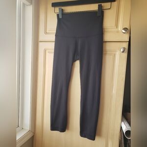 Lululemon Size 4 Black High-Waisted Leggings